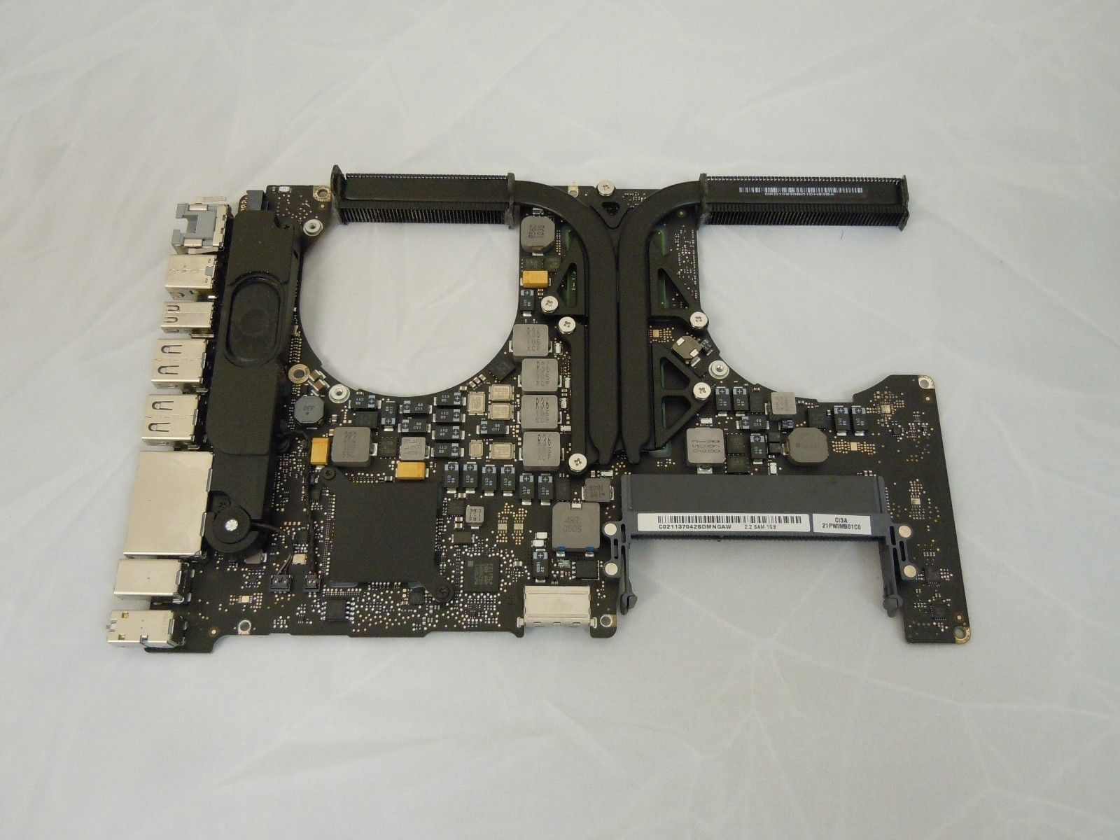 661-5852 2.2 GHz 15inch Logic Board for MacBook Pro Late 2011 A1